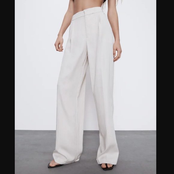 Zara white cream pleated wide leg trousers BNWT - Picture 2 of 3
